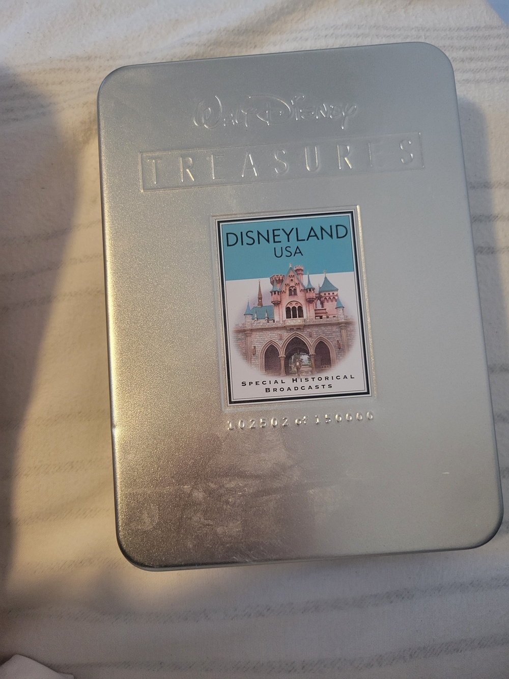 Disney Silver Treasures Disneyland USA DVD/Blu-ray Collectible Tin